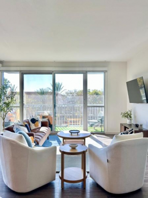 West Hollywood Gem 2-Bedroom Apartment